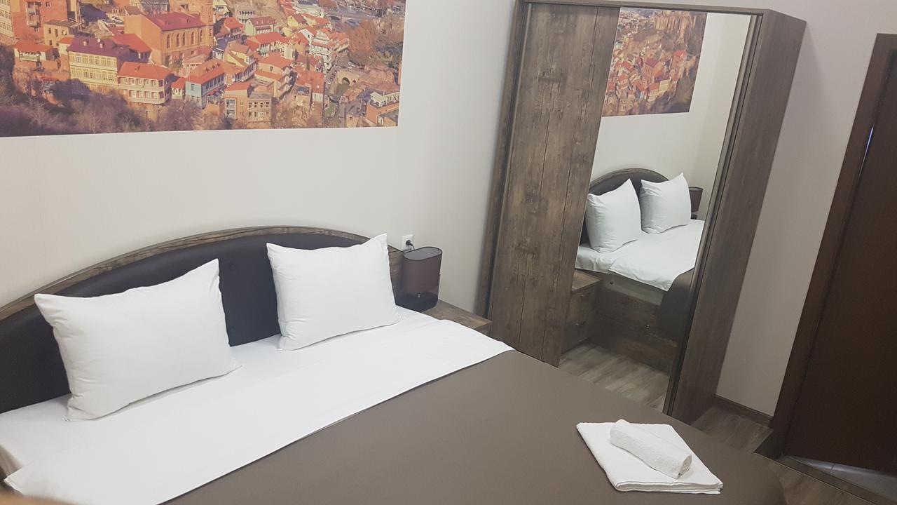 Отель Sweet Rooms Inn Тбилиси Экстерьер фото