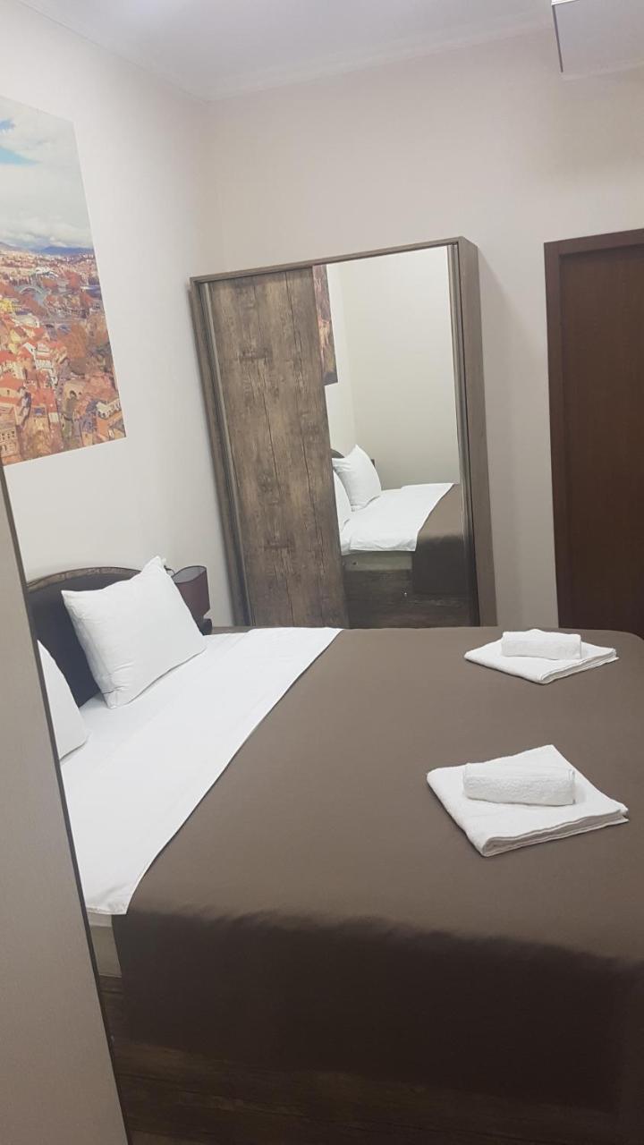 Отель Sweet Rooms Inn Тбилиси Экстерьер фото